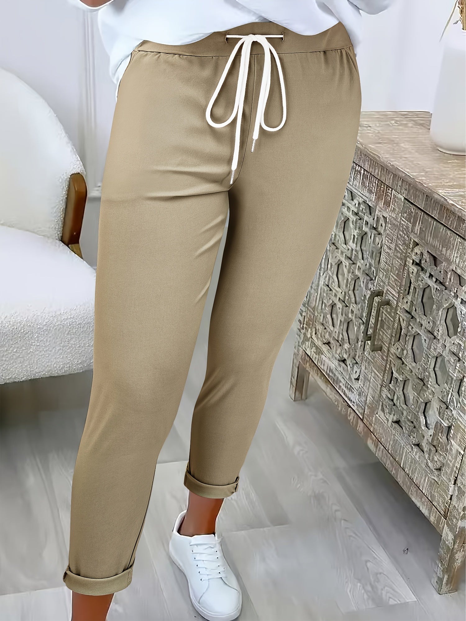 women joggers in cotton-polyester for casual wear 1