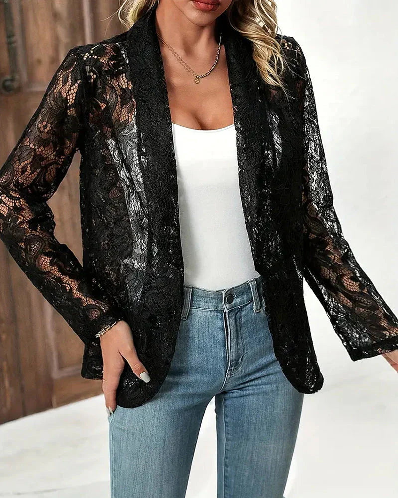 Eloise | Elegant Lace Blazer with a Stylish Lapel Collar