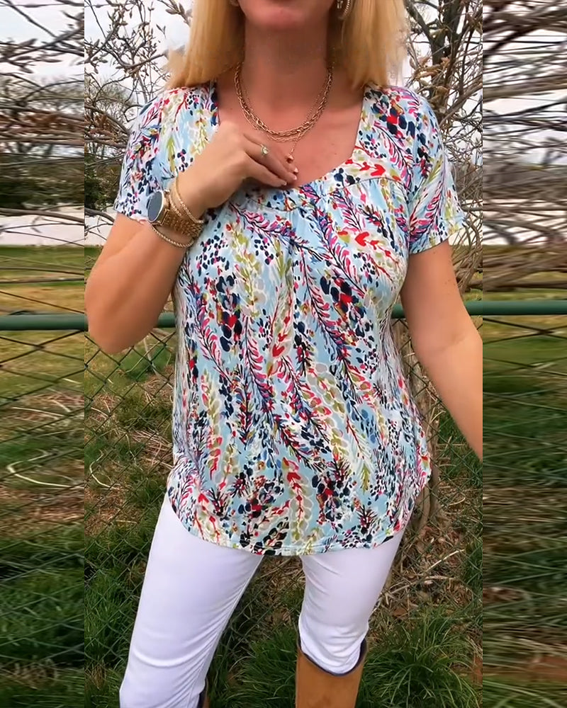 Tina | Stylish Floral Women's T-Shirt, Perfect for Casual Wear
