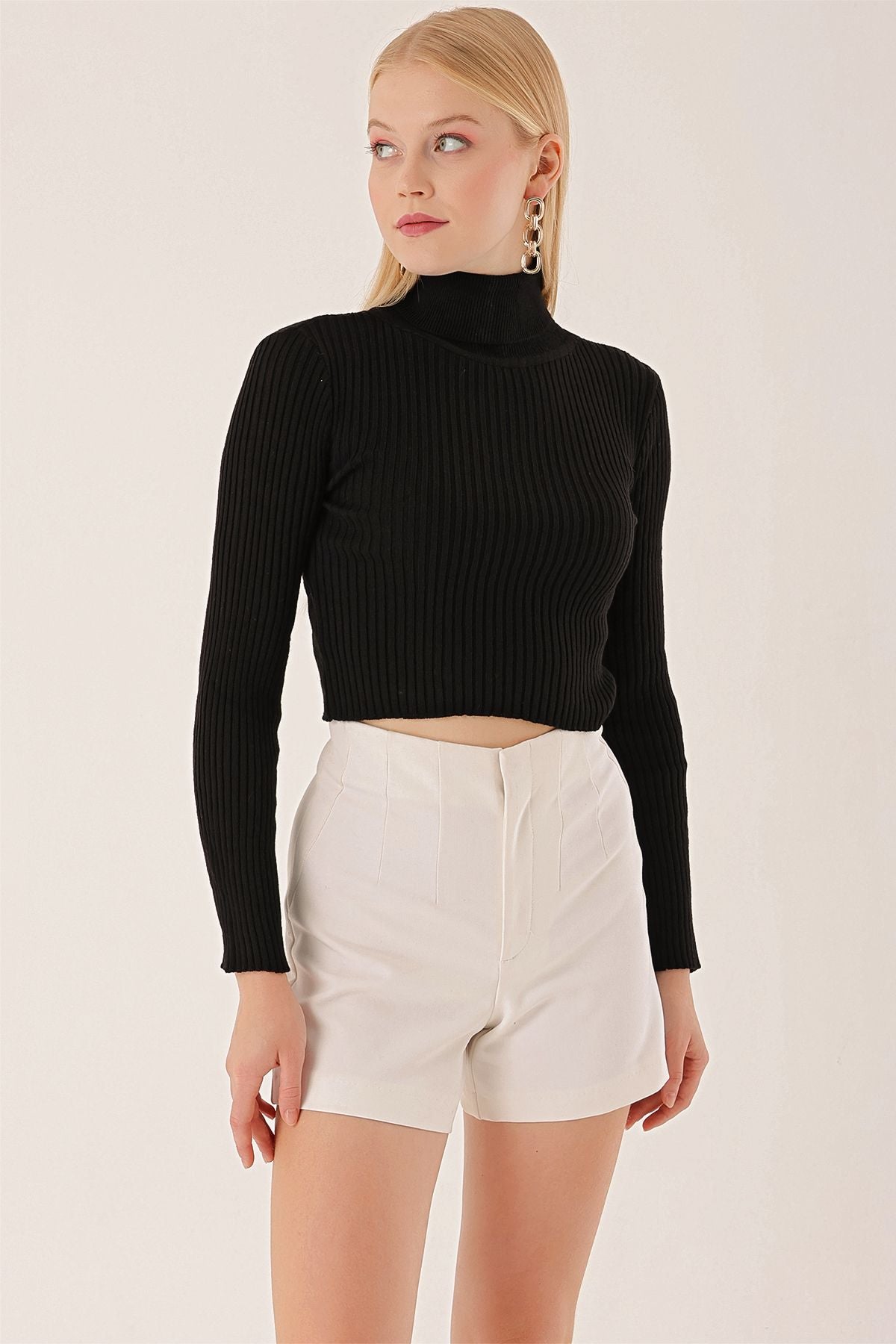 Corduroy Black Cropped Sweater for Women