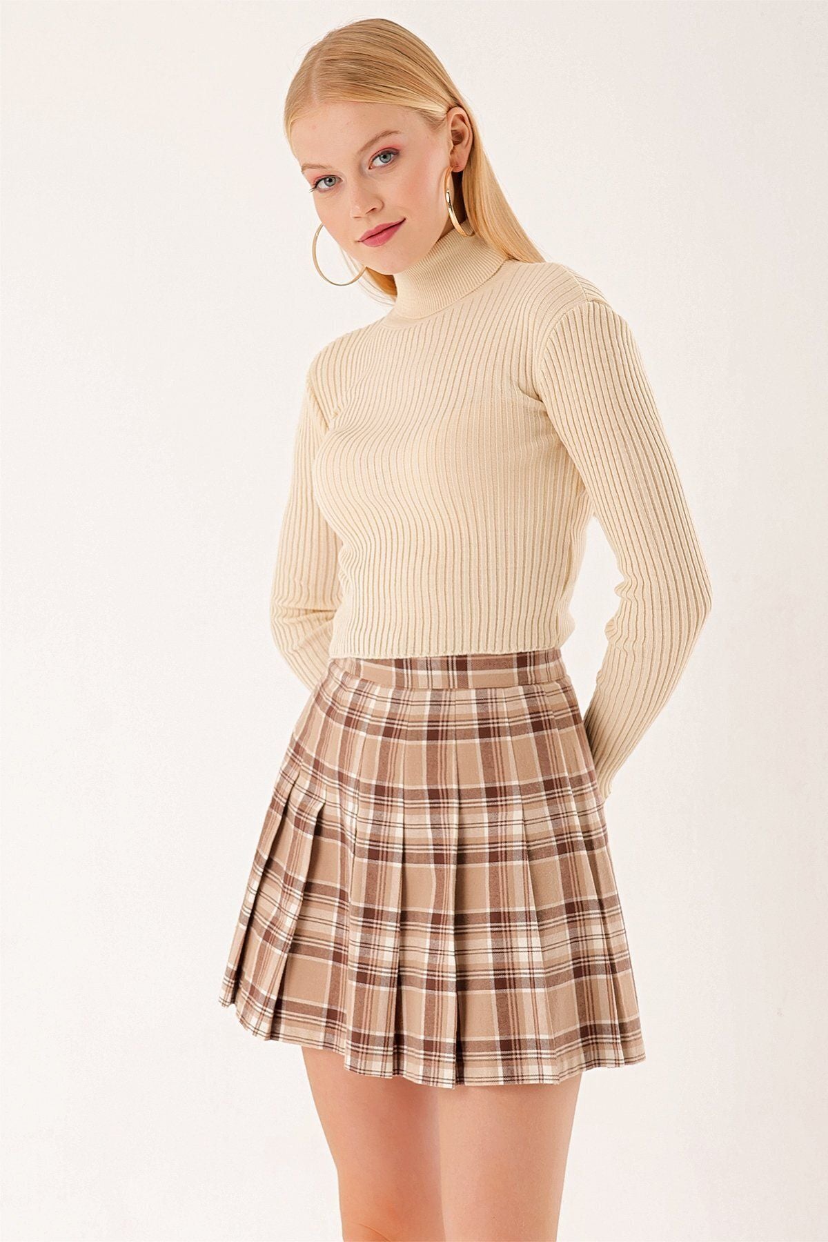 Corduroy Cream Cropped Sweater for Women