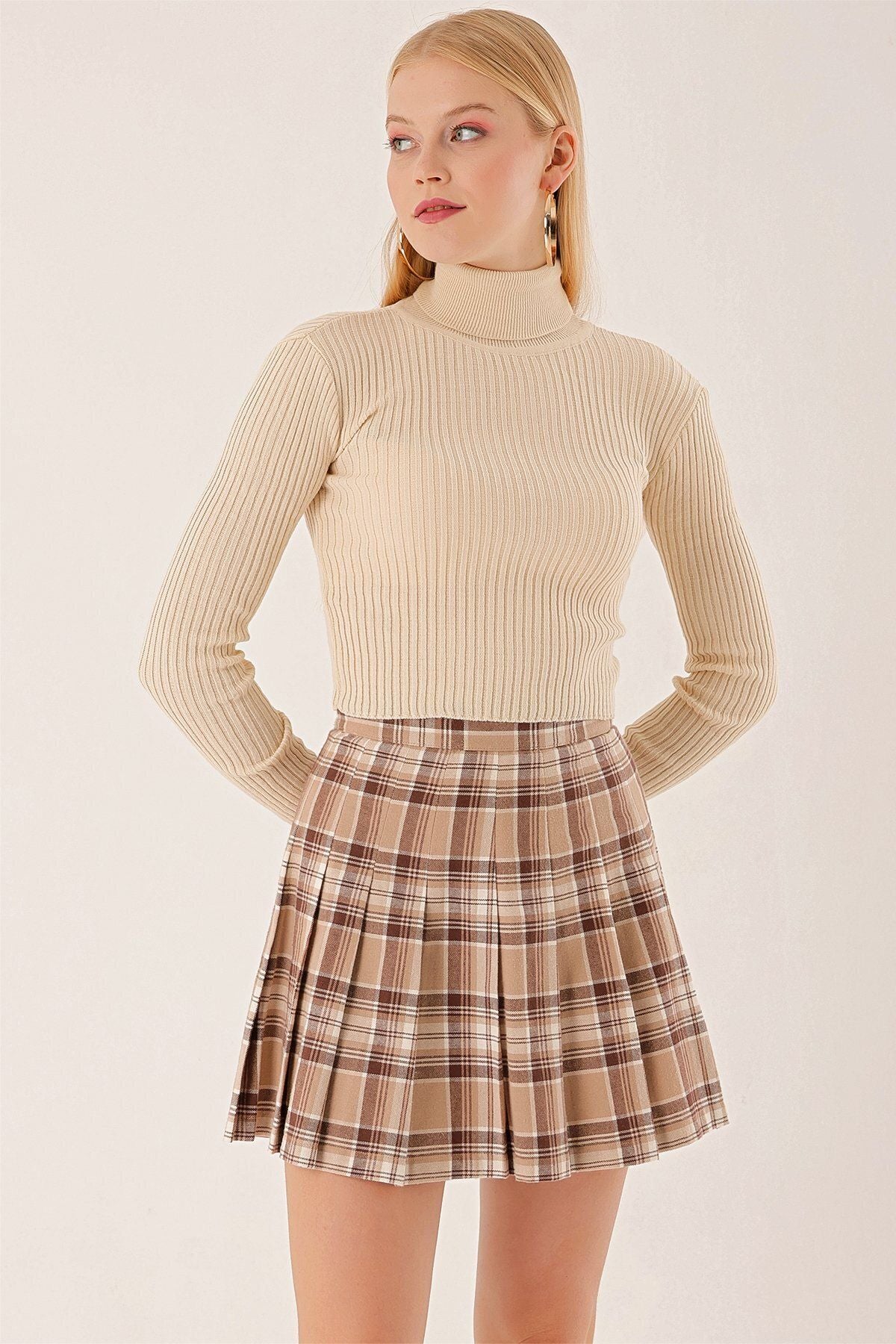 Corduroy Cream Cropped Sweater for Women