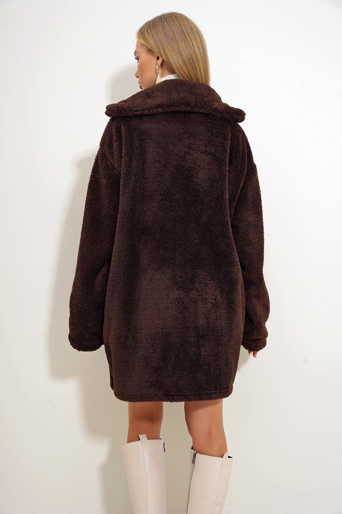 Oversized Button-Front Brown Plush Jacket for Women