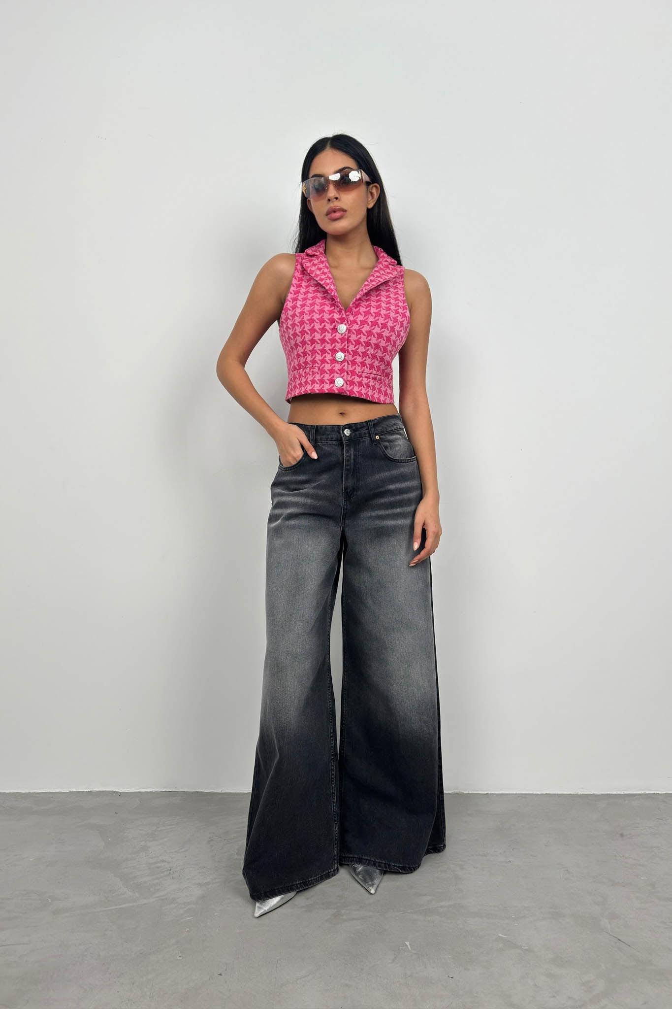 Houndstooth Pattern Pink Cropped Vest for Women