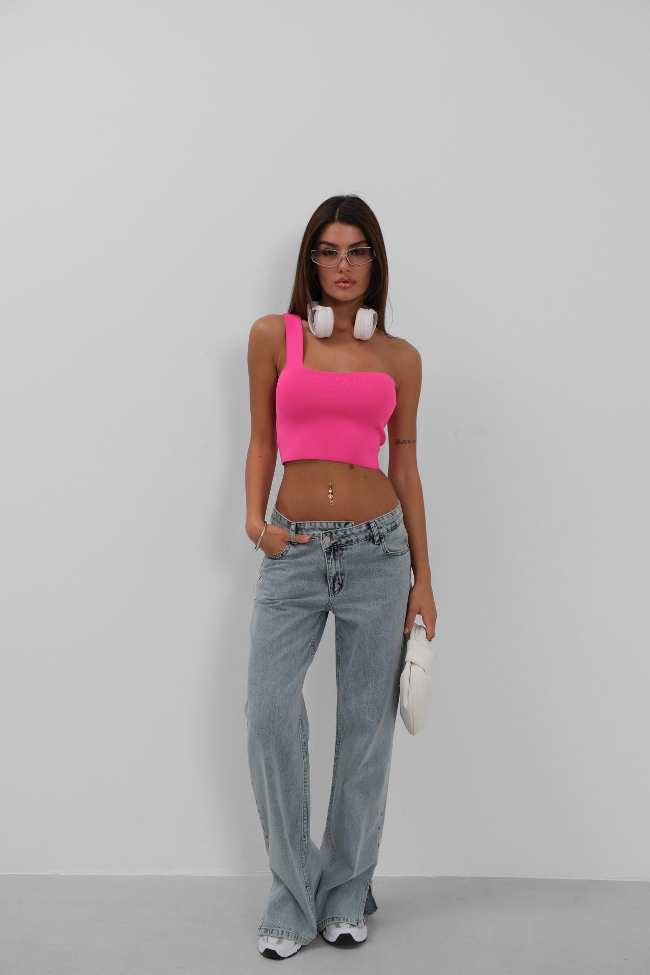 Einseitige Crop-Bluse