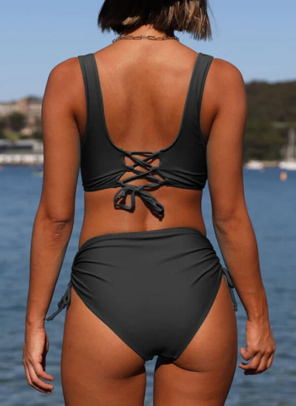 Leah | Comfortable Bikini Set with Adjustable Straps