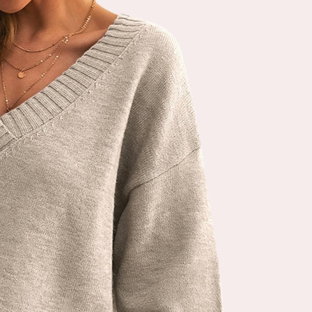 Sarah | Stylish V-Neck Sweater for Women, Perfect for All-Season Wear
