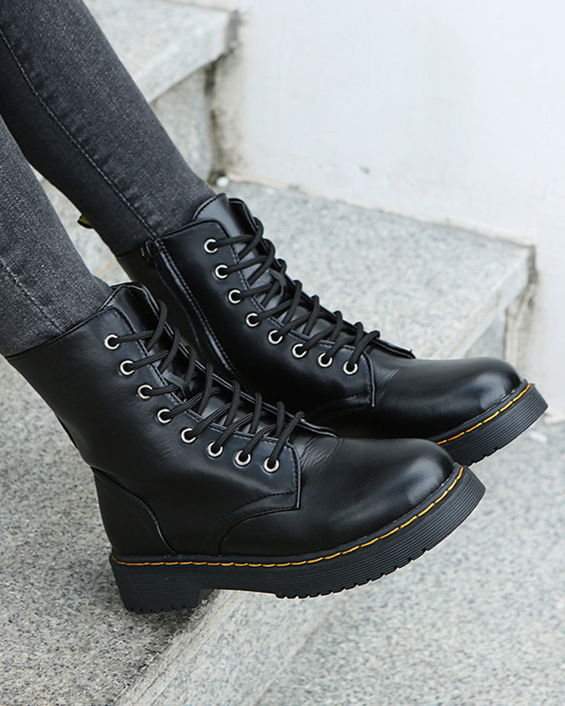 women leather ankle boots in black for casual outings 3