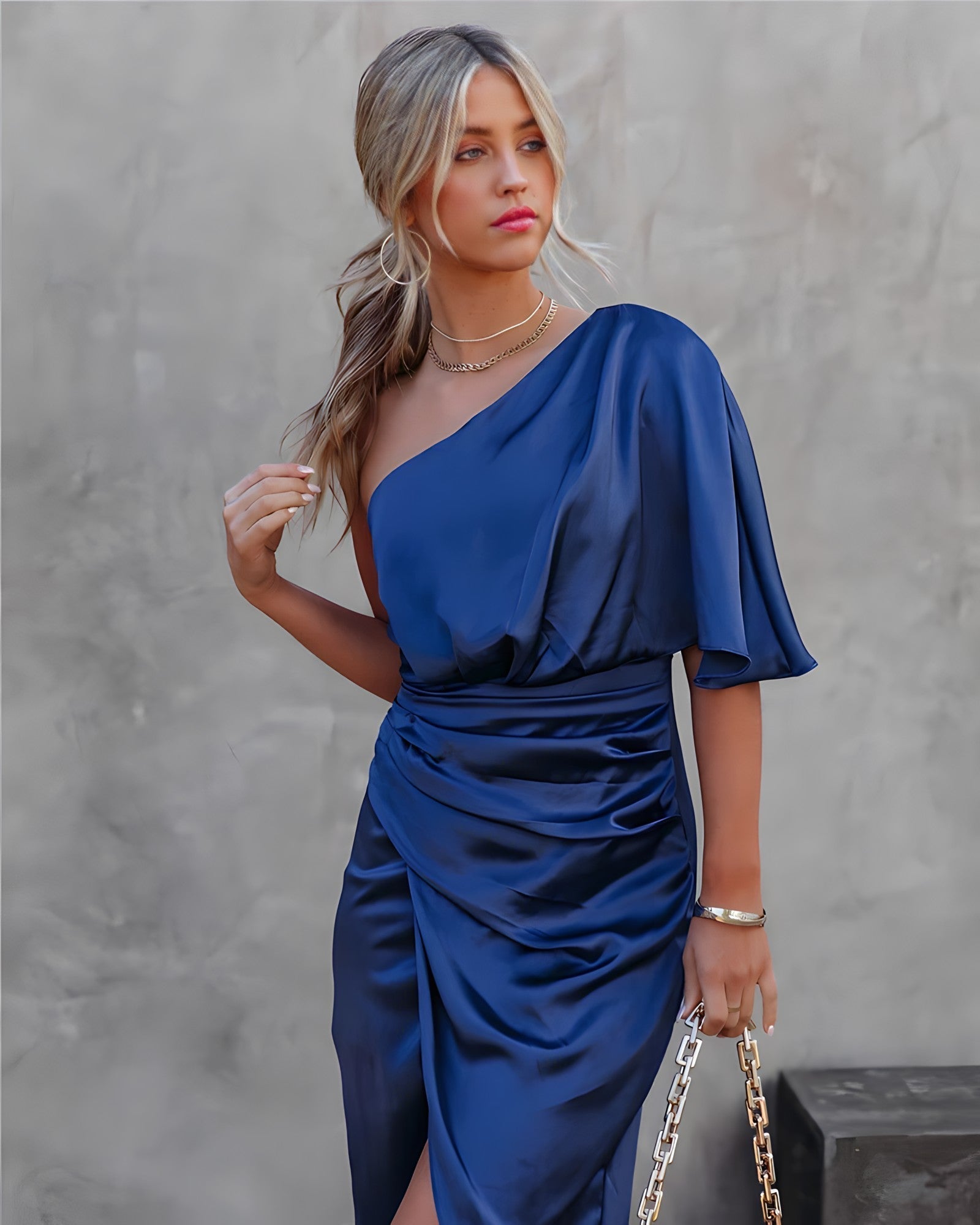 Alicia | Luxurious One-Shoulder Midi Dress