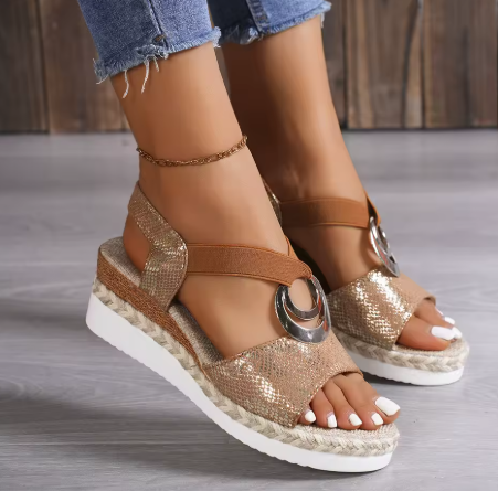 Ella | Comfortable Sandales Perfect for Summer Adventures