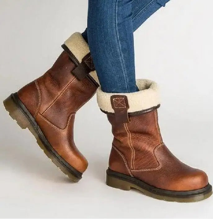 women leather boots in brown for winter 2