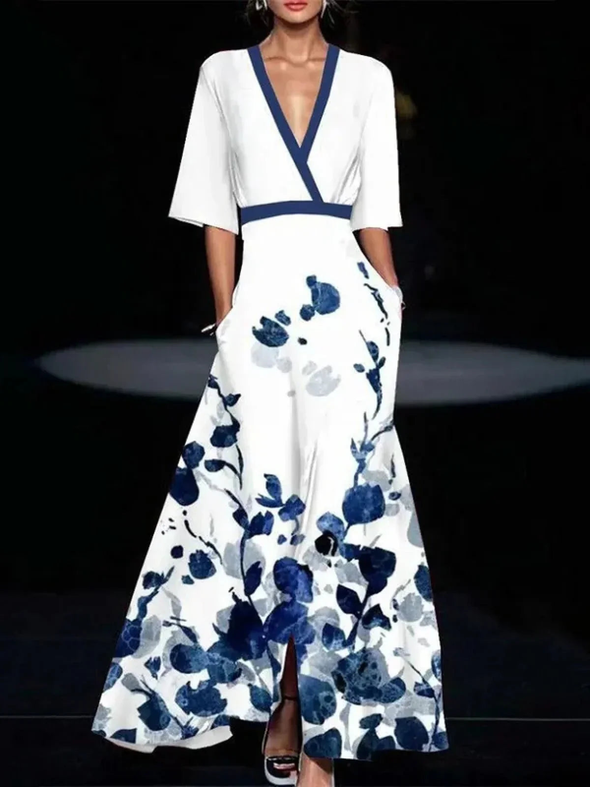 Carlota | Flattering Maxi Dress with Chic Design