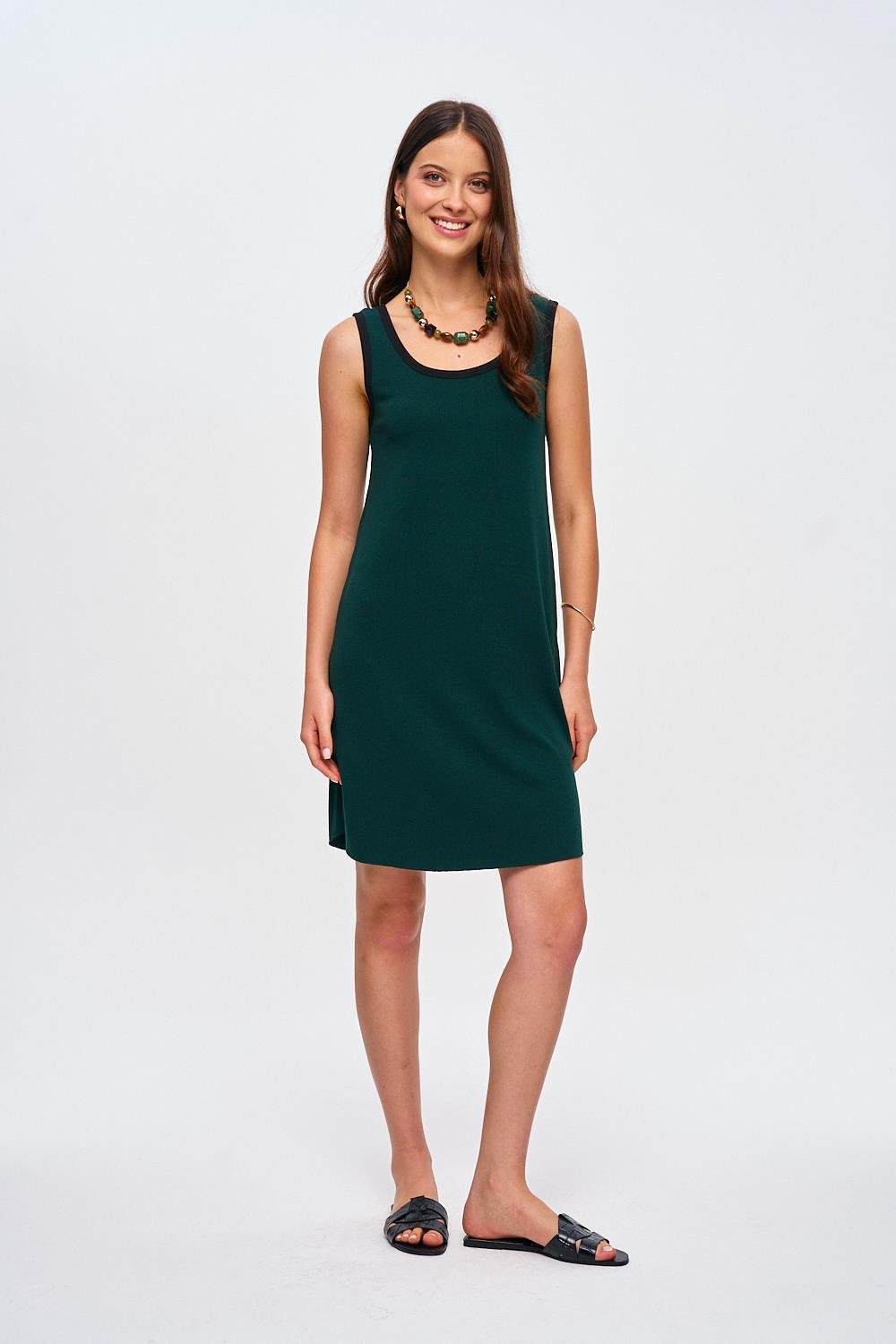 Sleeveless Emerald Green Mini Dress