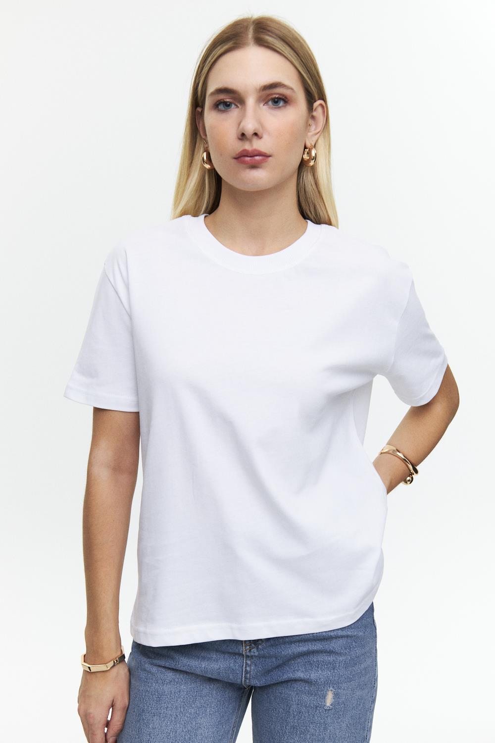 Crew Neck Basic White T-Shirt for Women