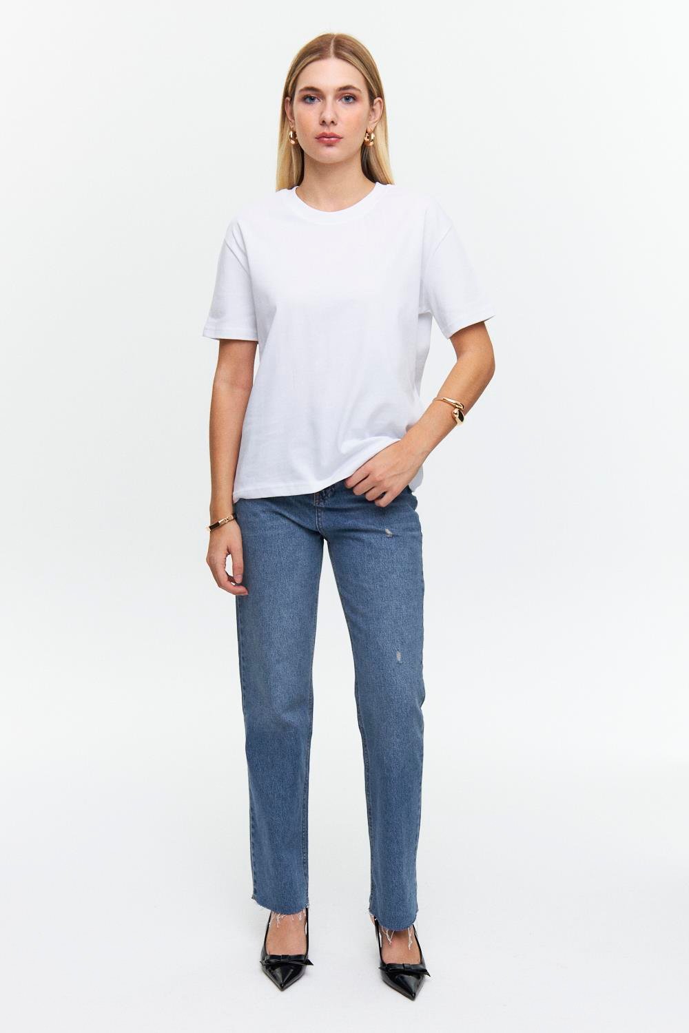 Crew Neck Basic White T-Shirt for Women