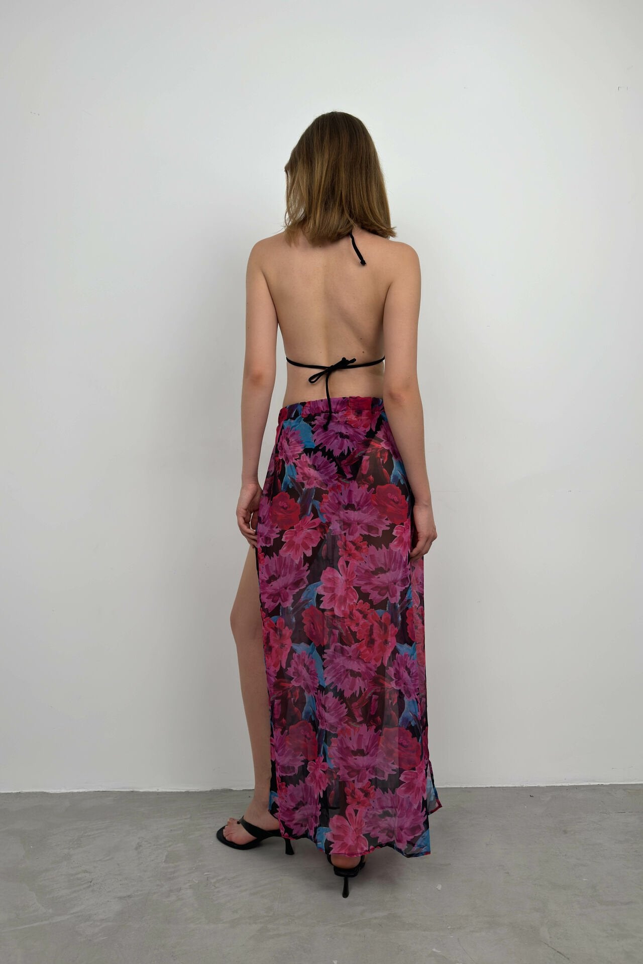 Slit Detailed Fuchsia Patterned Pareo