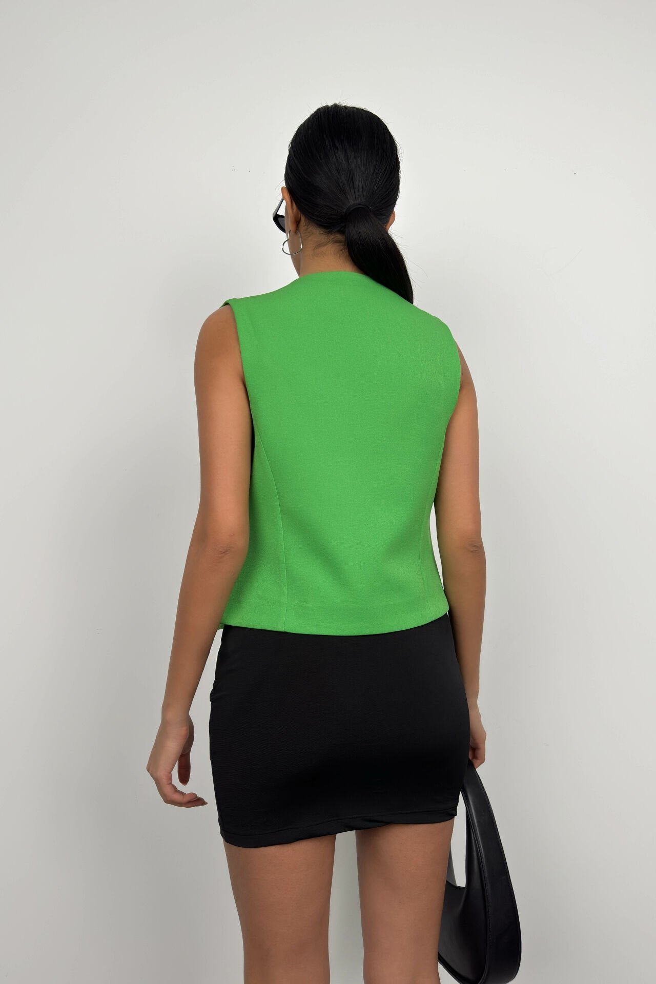 Sleeveless Button-Front Detailed Green Vest for Women