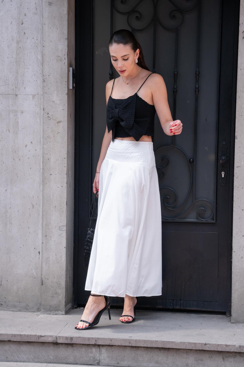 Strappy Black Knitted Crop Top with Bow-Tie Detail