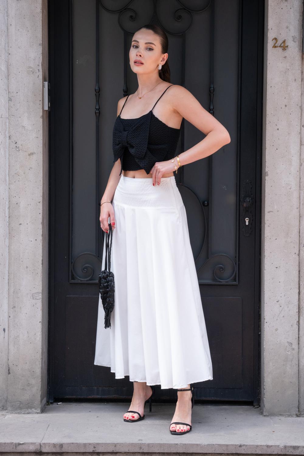 Strappy Black Knitted Crop Top with Bow-Tie Detail