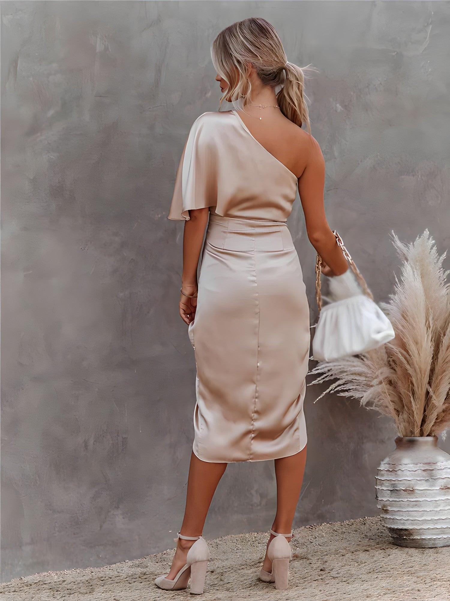 Alicia | Luxurious One-Shoulder Midi Dress