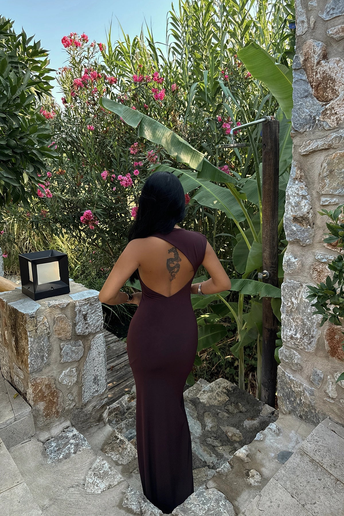 Sleeveless Brown Maxi Dress with One-Shoulder Detail on the Back