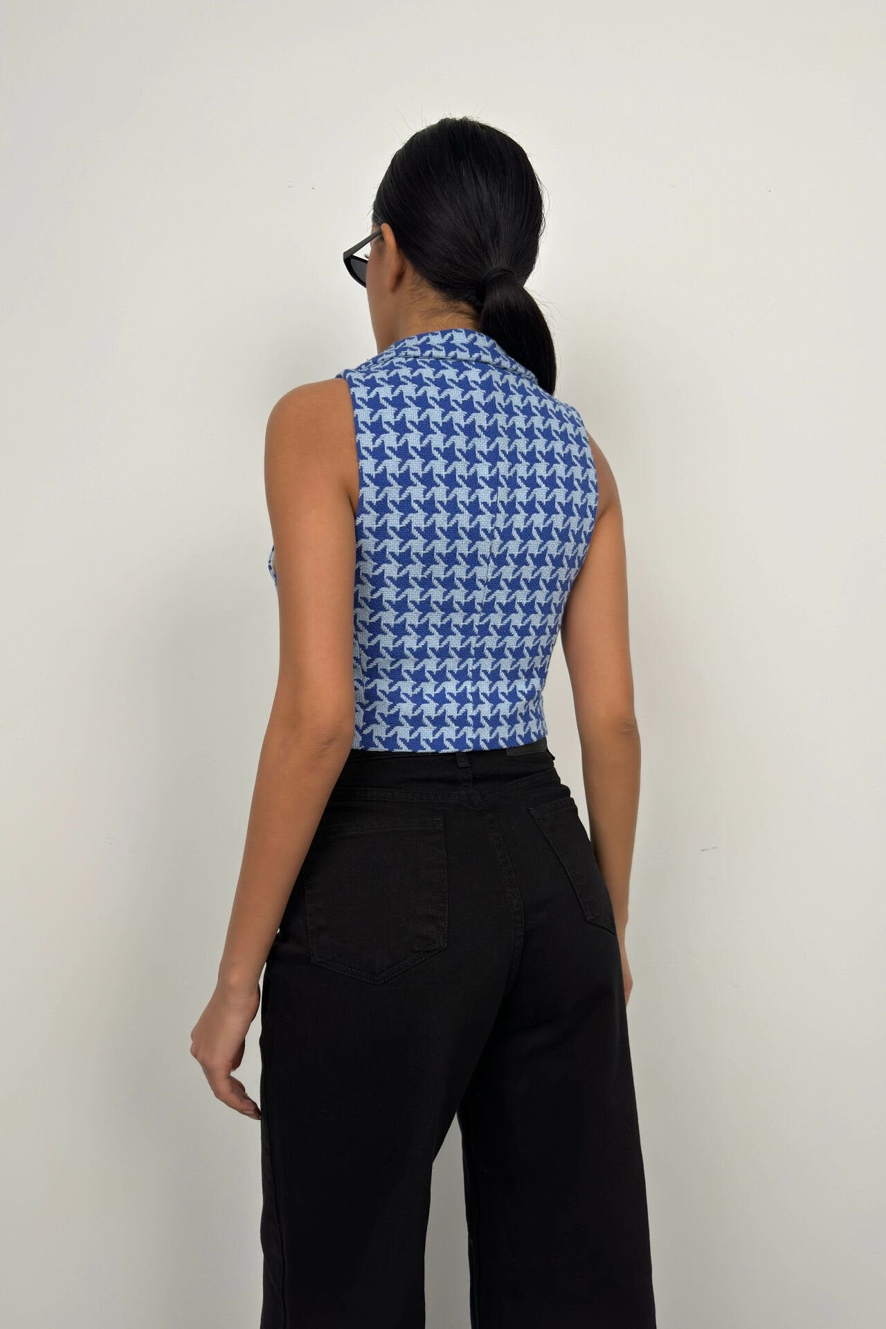 Houndstooth Crop Saks Vest