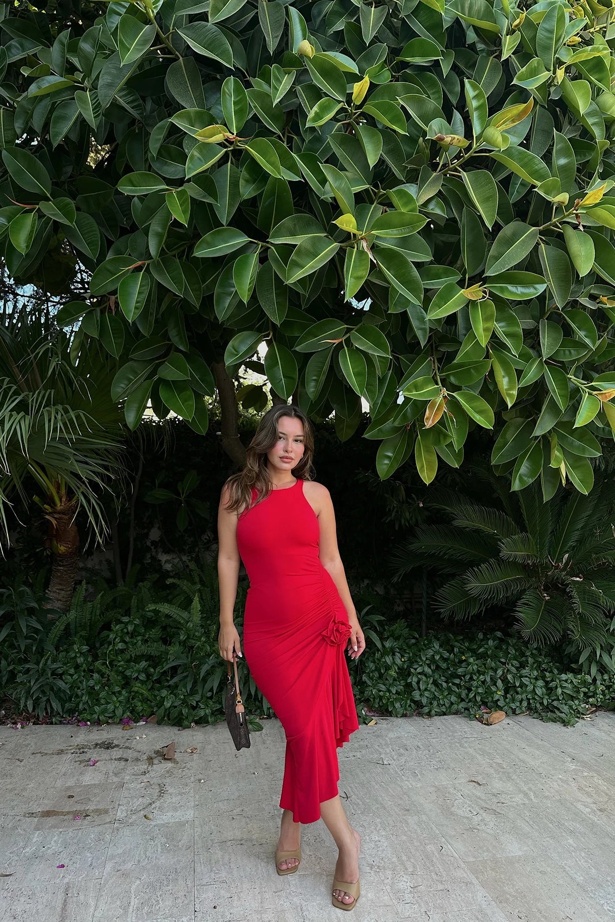 Rote Rüschendetail Mini-Kleid mit Rosen