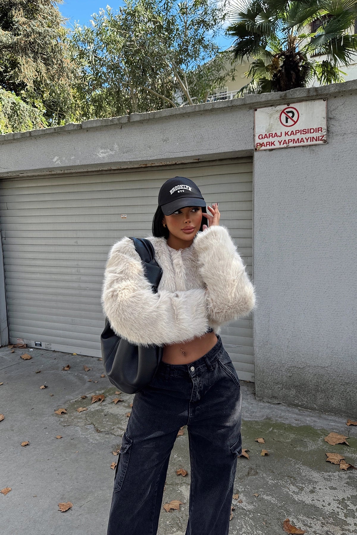 Cropped Women's Fur Jacket in Cream