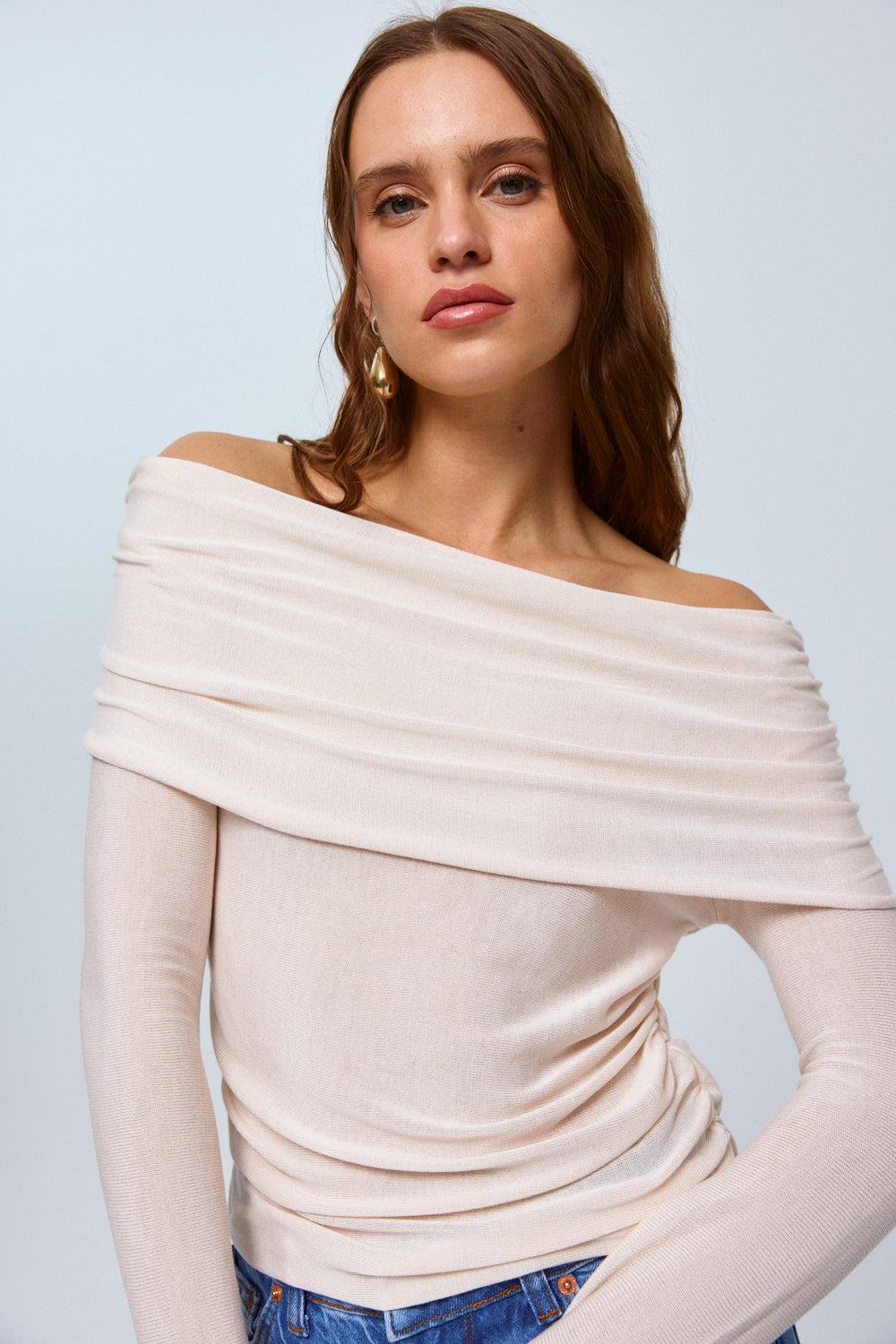 Off-Shoulder Creme Strickbluse für Frauen