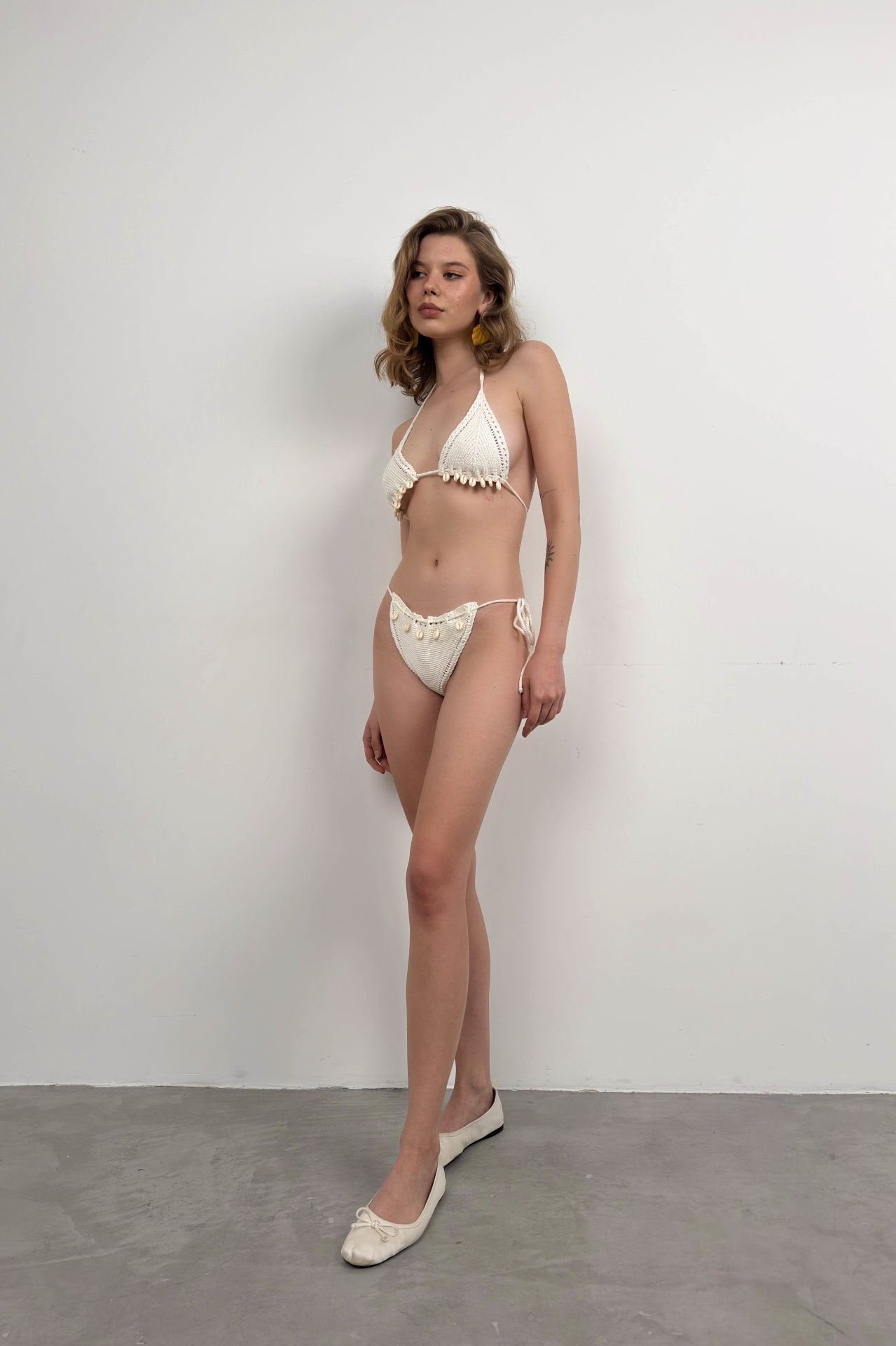 Gestrickter Bikini in Ecru