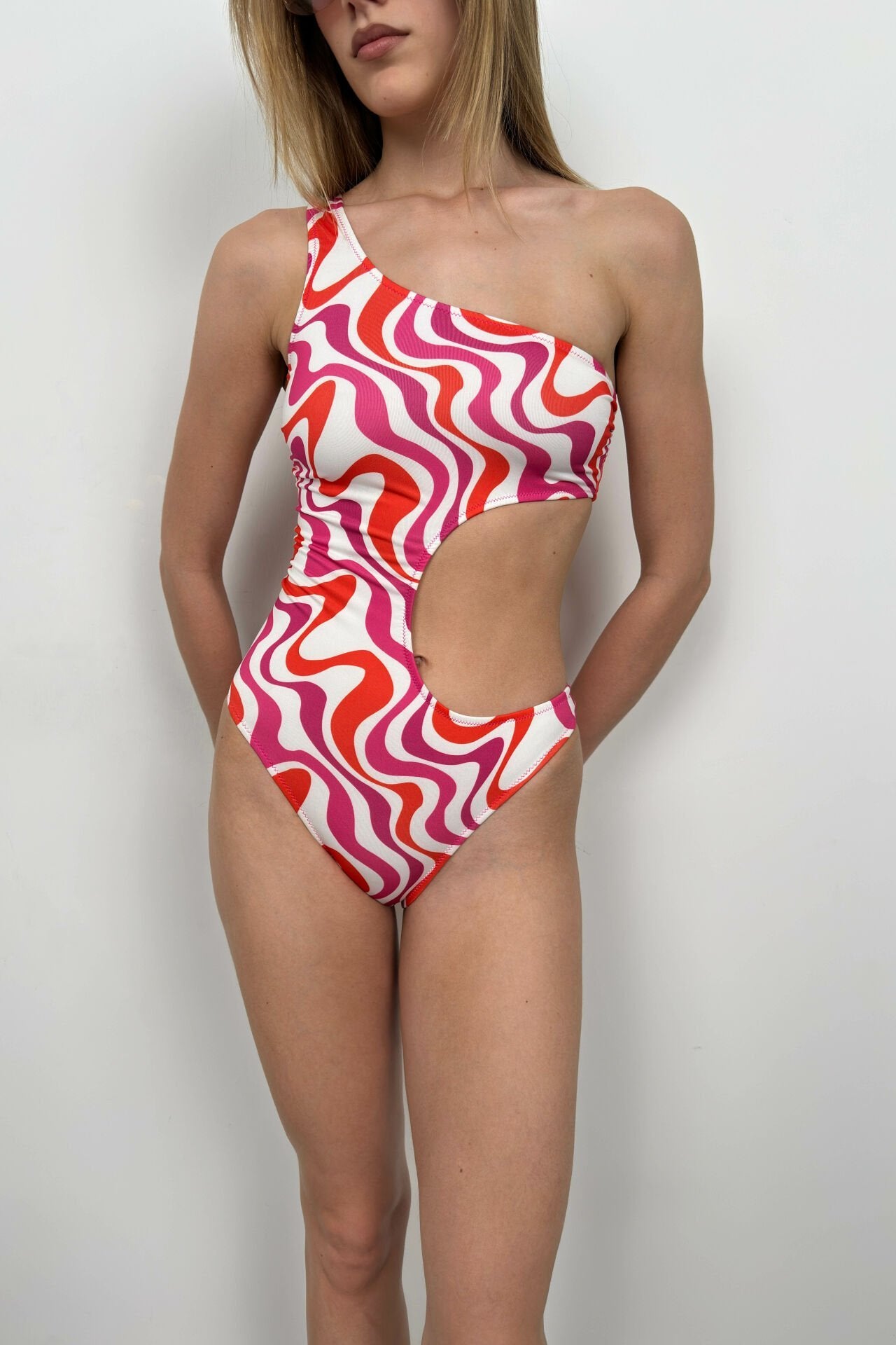 One Shoulder Patterned Pink Swimsuit