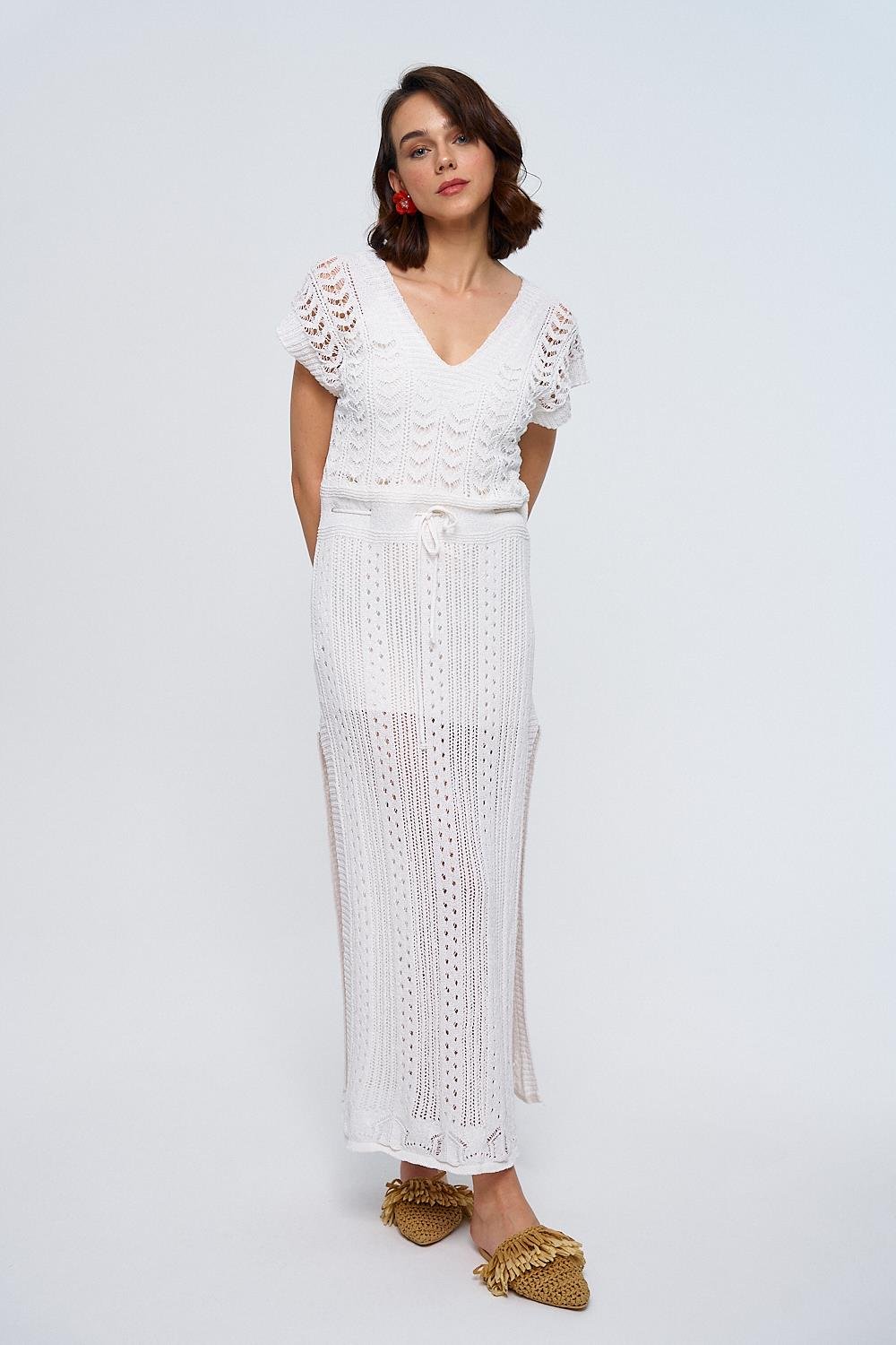 V-Necklined Openwork Detailed White Maxi Knitwear Dress