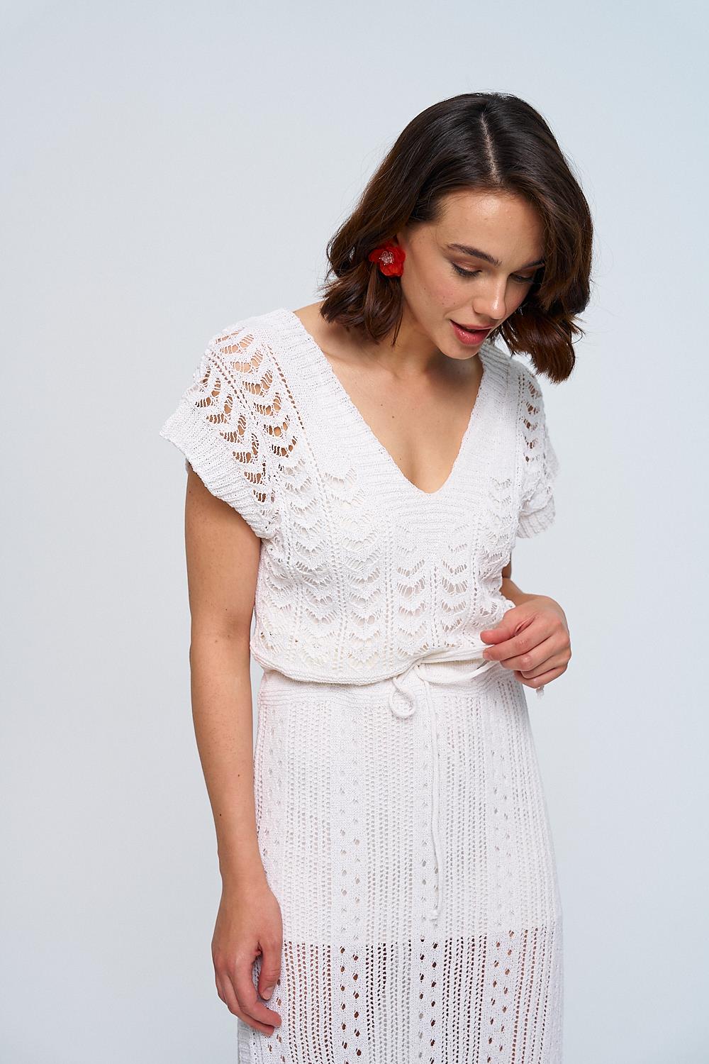 V-Necklined Openwork Detailed White Maxi Knitwear Dress