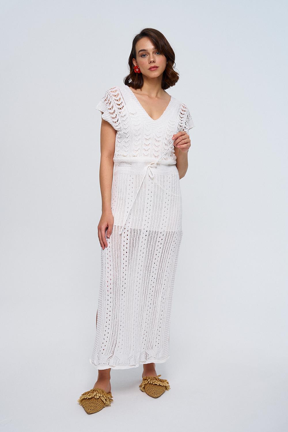 V-Necklined Openwork Detailed White Maxi Knitwear Dress