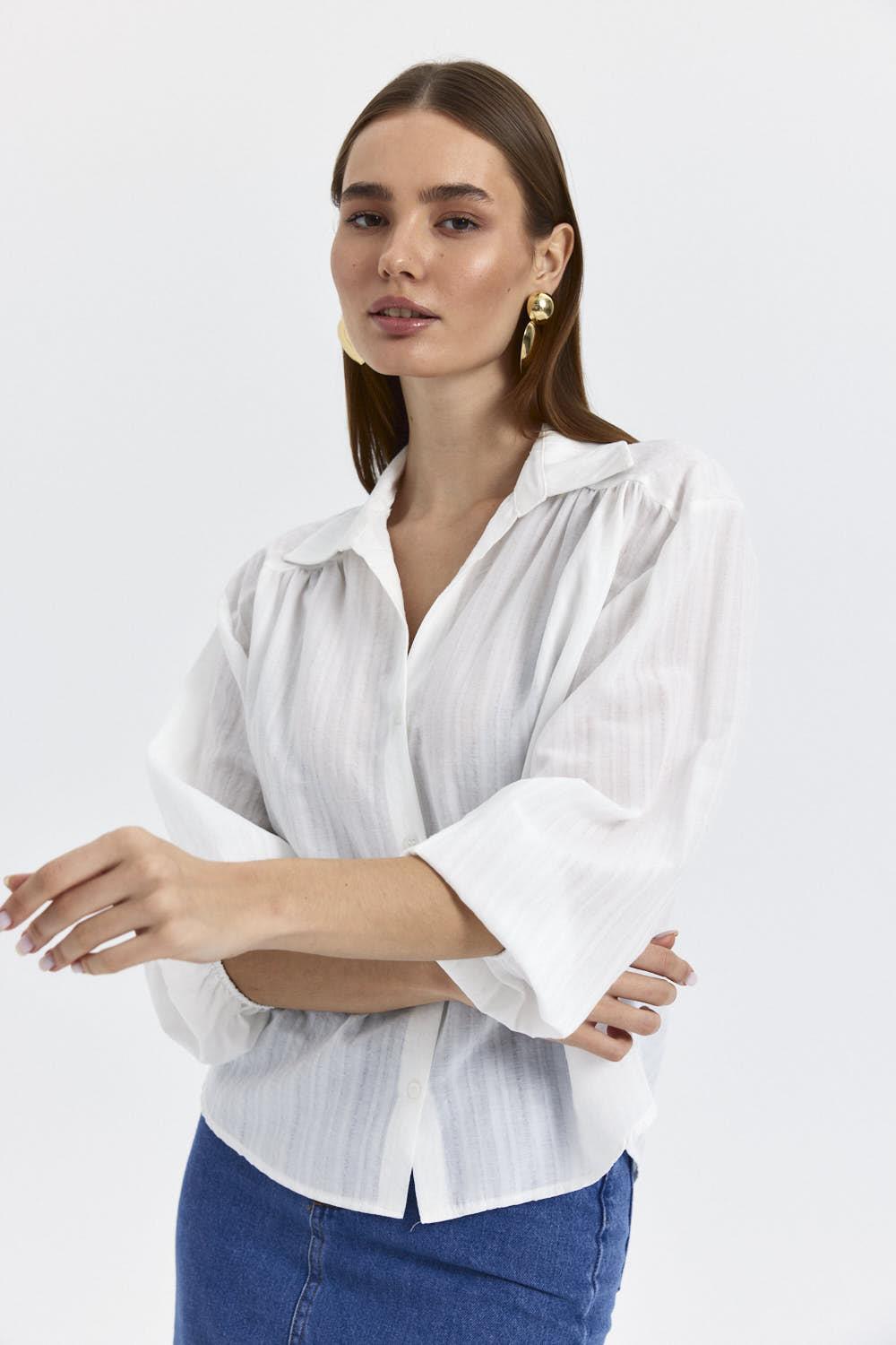 Long Sleeved White Shirt with V-Neckline for Women